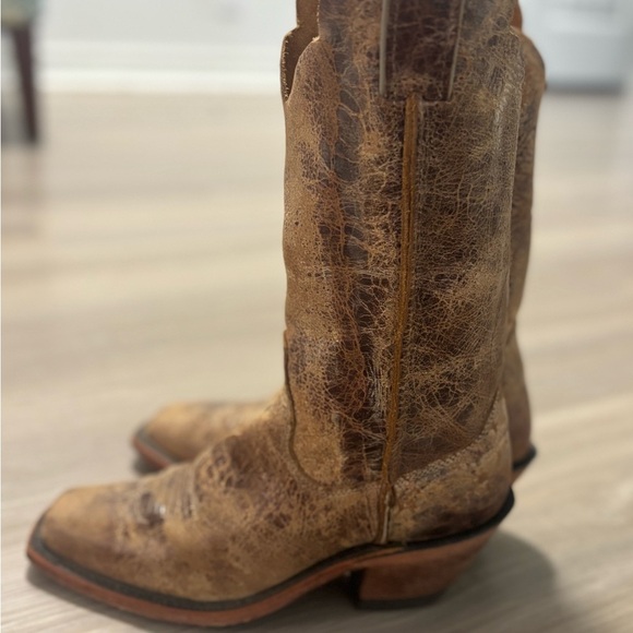 Justin Women's Bent Rail Wildwood Distressed Boot (Tan-BRL122) org $227‎ - Picture 6 of 13